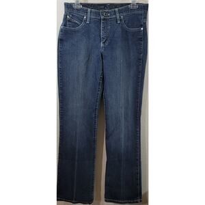 Wrangler Q Baby Blue Denim Jeans 5 6 X 32 No Gap Waistband Lightweight Soft